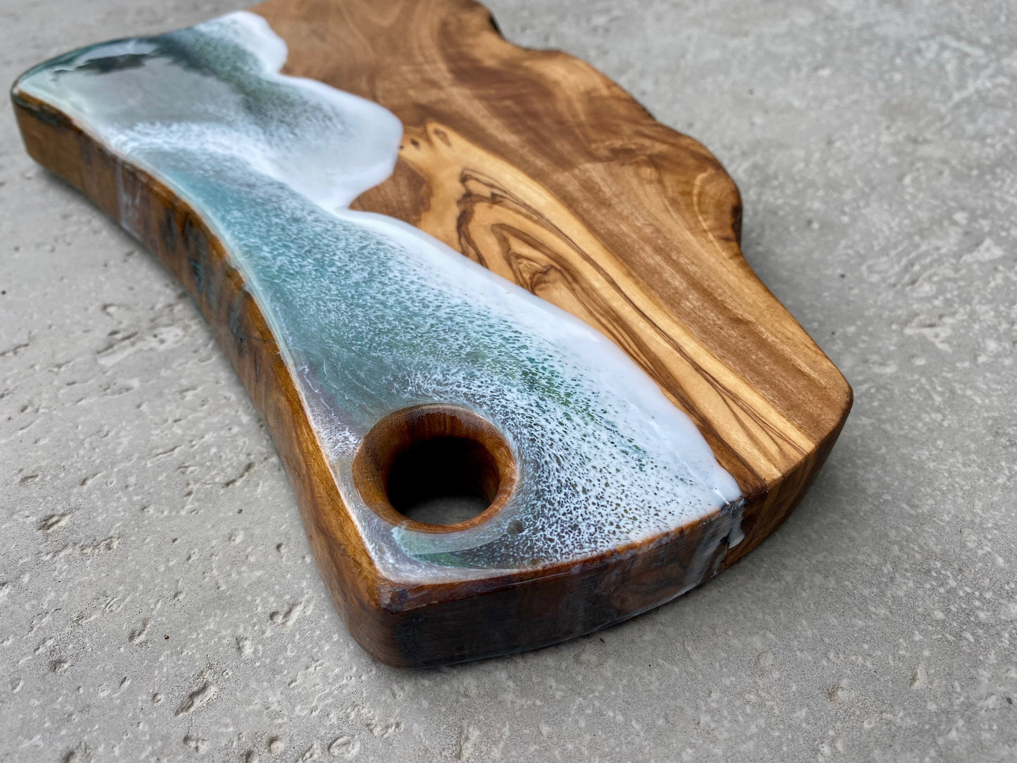 Olive Wood Charcuterie Board - AURABAGS SHOP