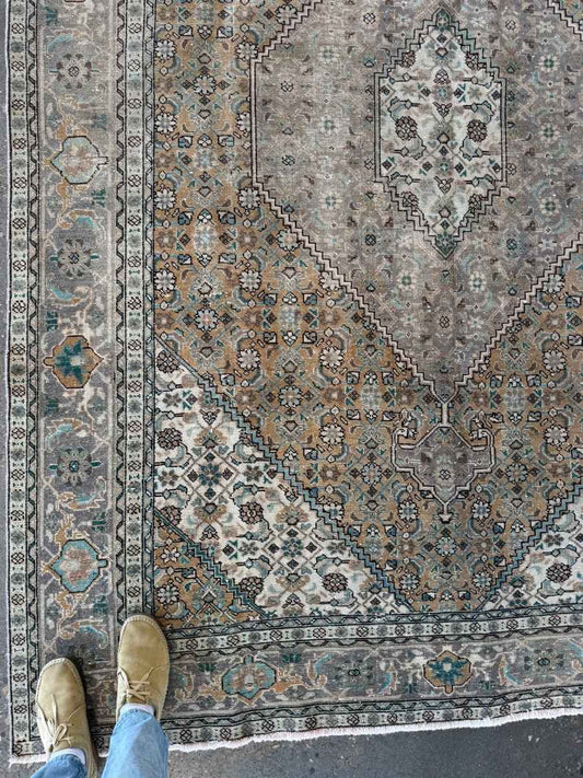 Vintage Ardabil Rug | 6' 11" x 9' 5"