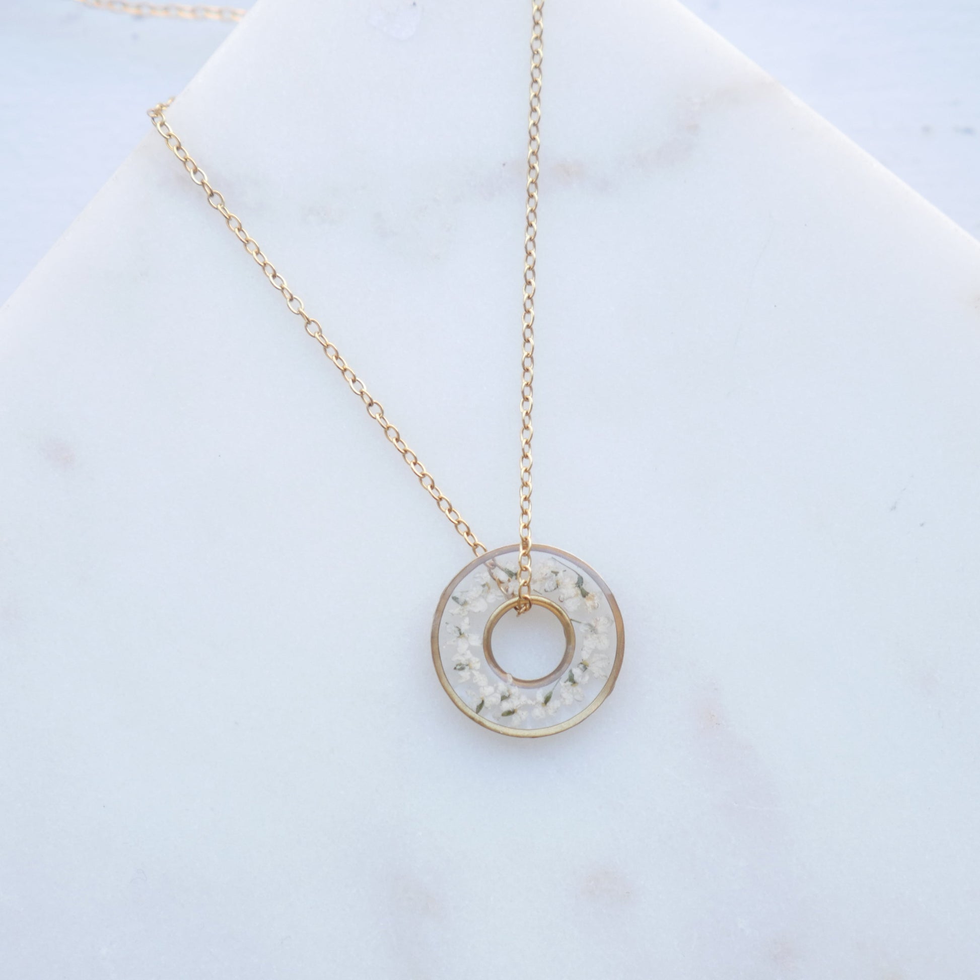 Collier Dona