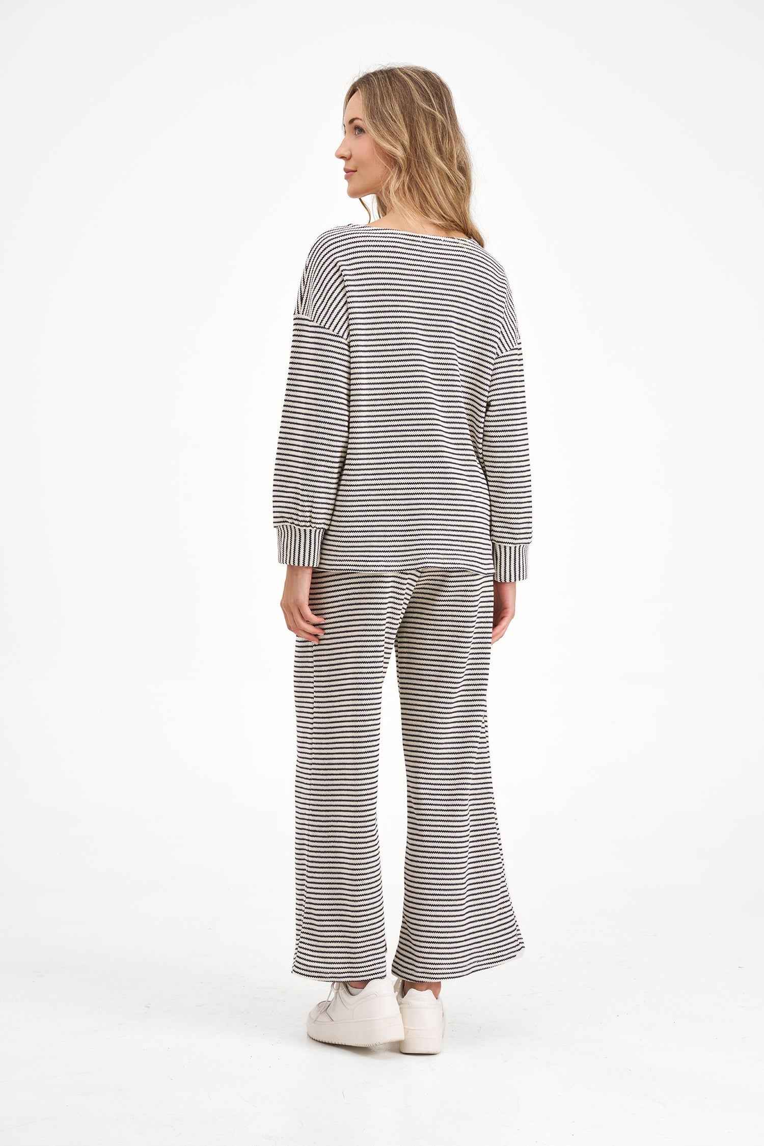 Women's Knit Sweatshirt