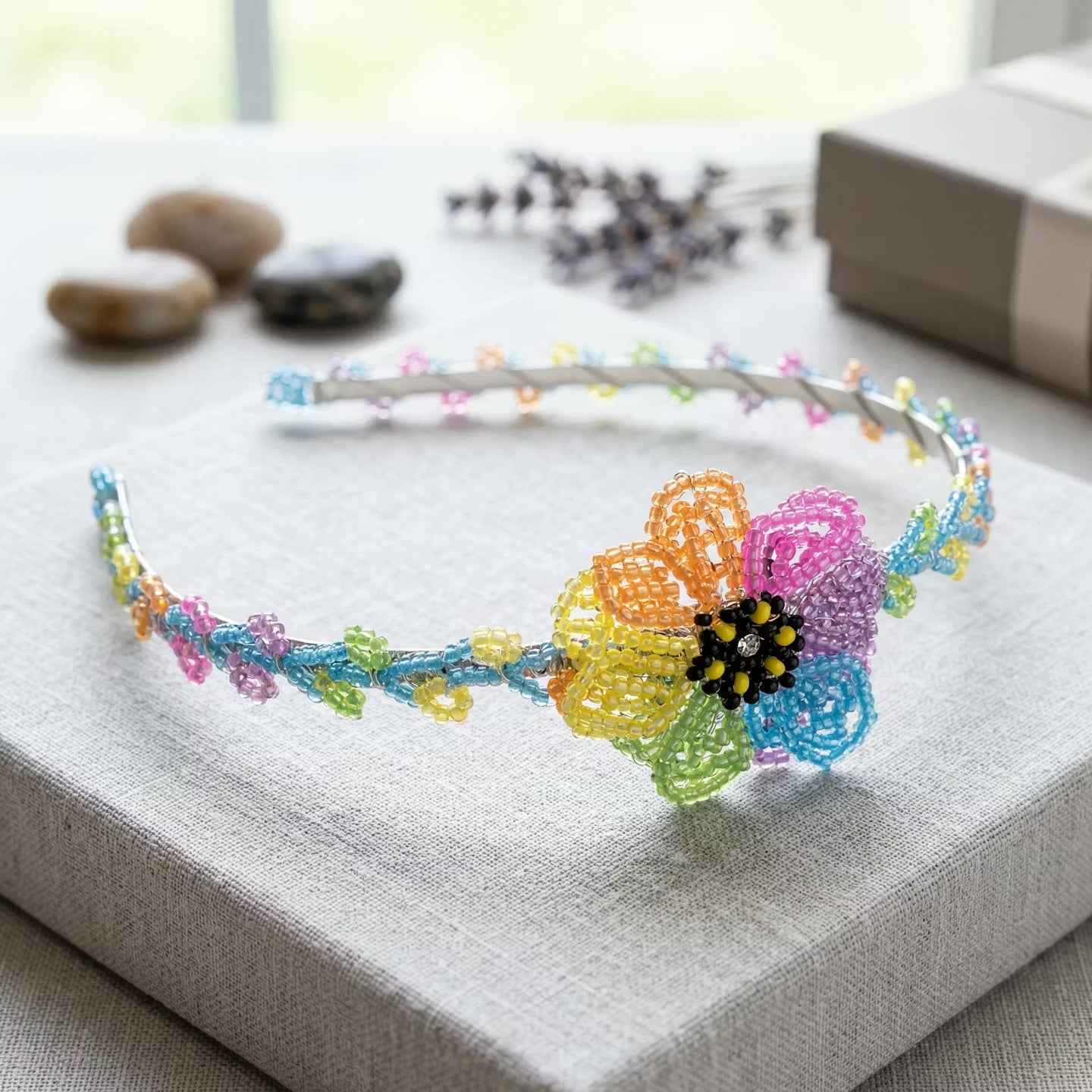 Beaded Headband with Flower Multicolour