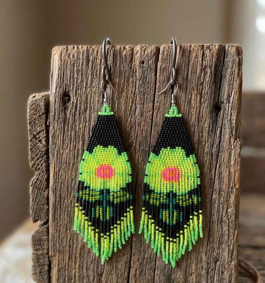 Flower Beaded Earrings ( Green )