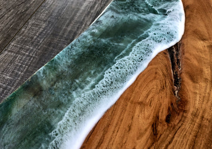Live Edge Charcuterie Board - AURABAGS SHOP