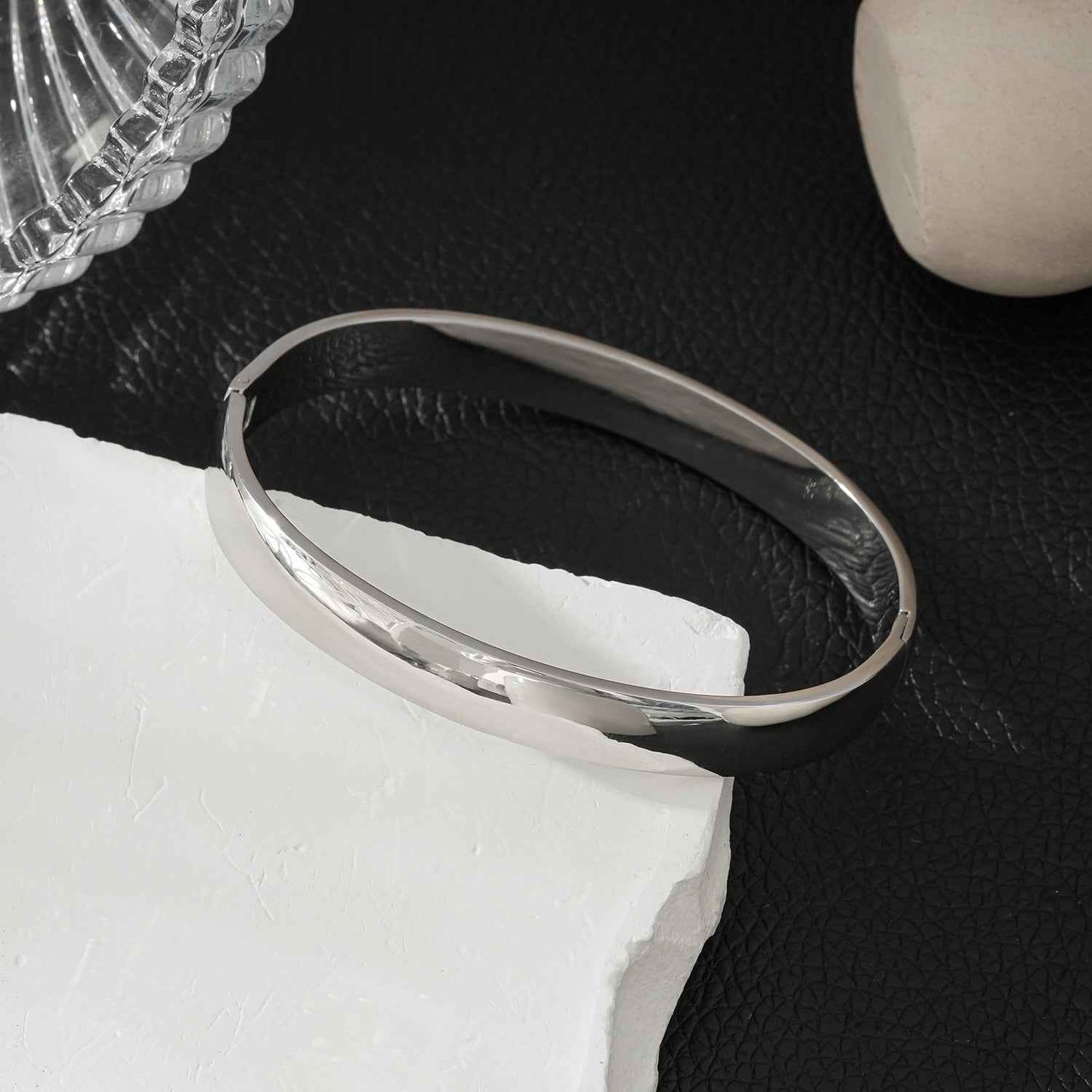 BAKOVAN: Mid Width Silver Band Bracelet for Men or Women