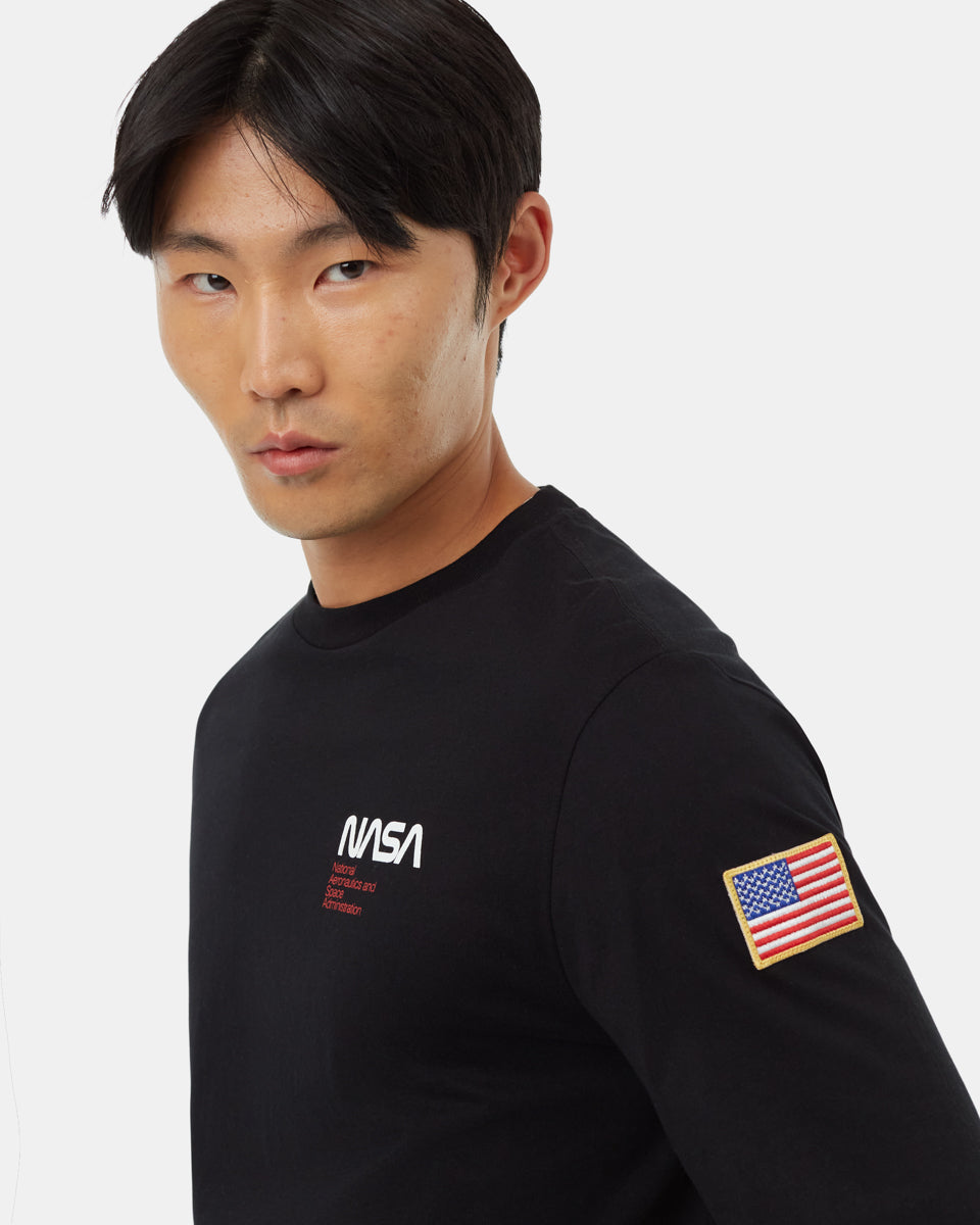 ジェンダーレスフラッグパッチ長袖Tシャツ