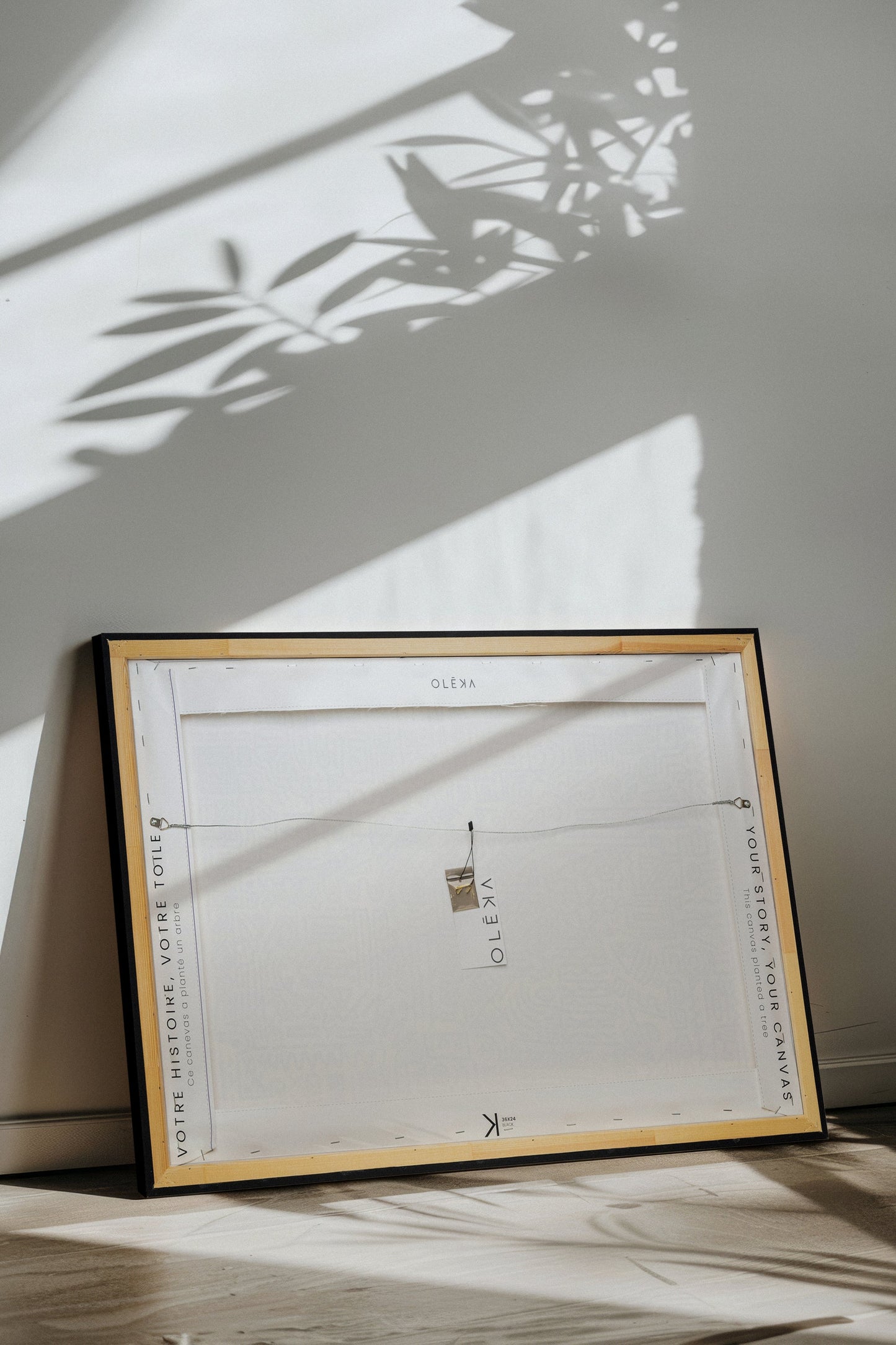 FADED ESSENCE, Oeuvre sur toile étirée