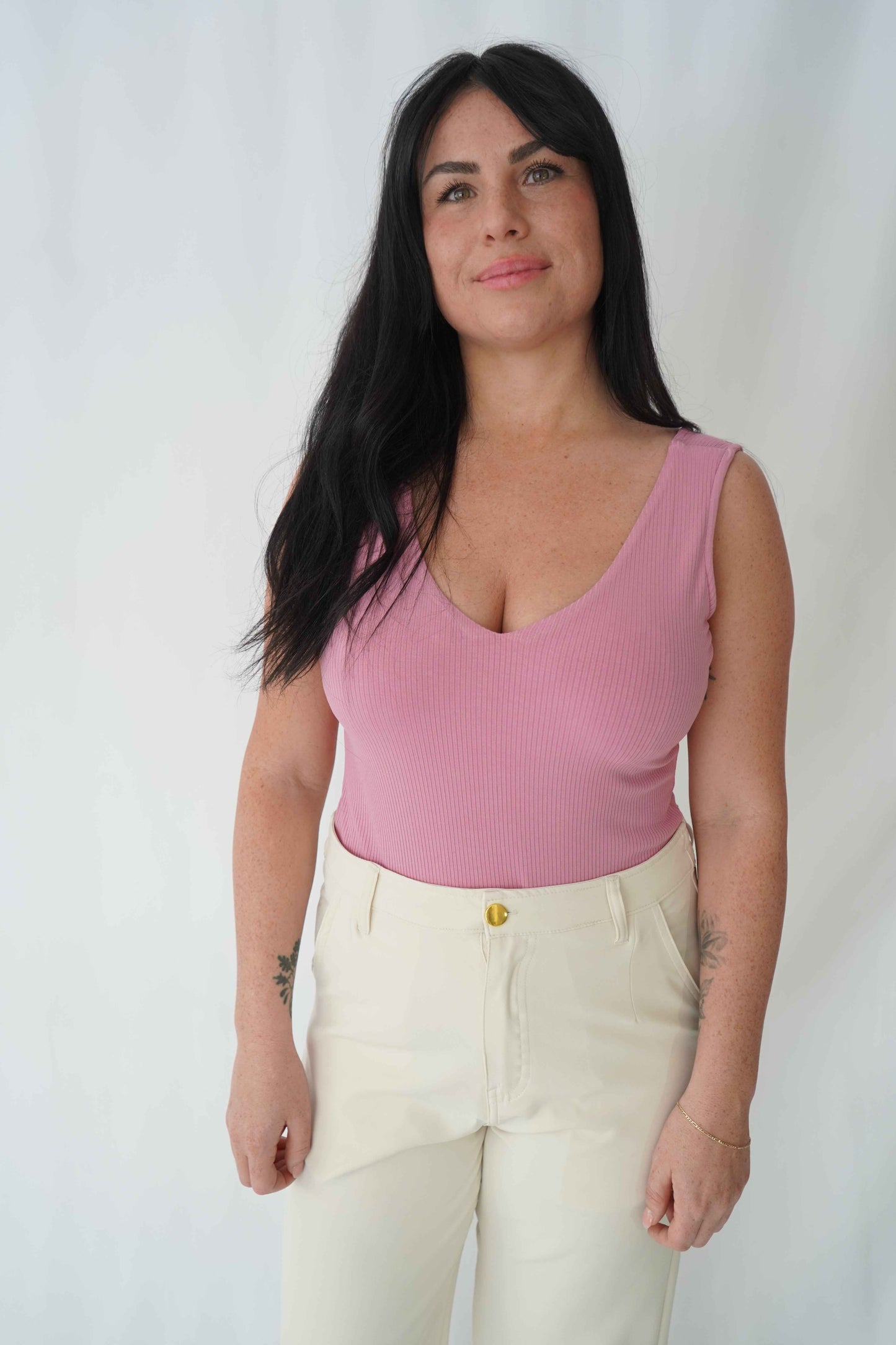 Bodysuit en rib col en V rose