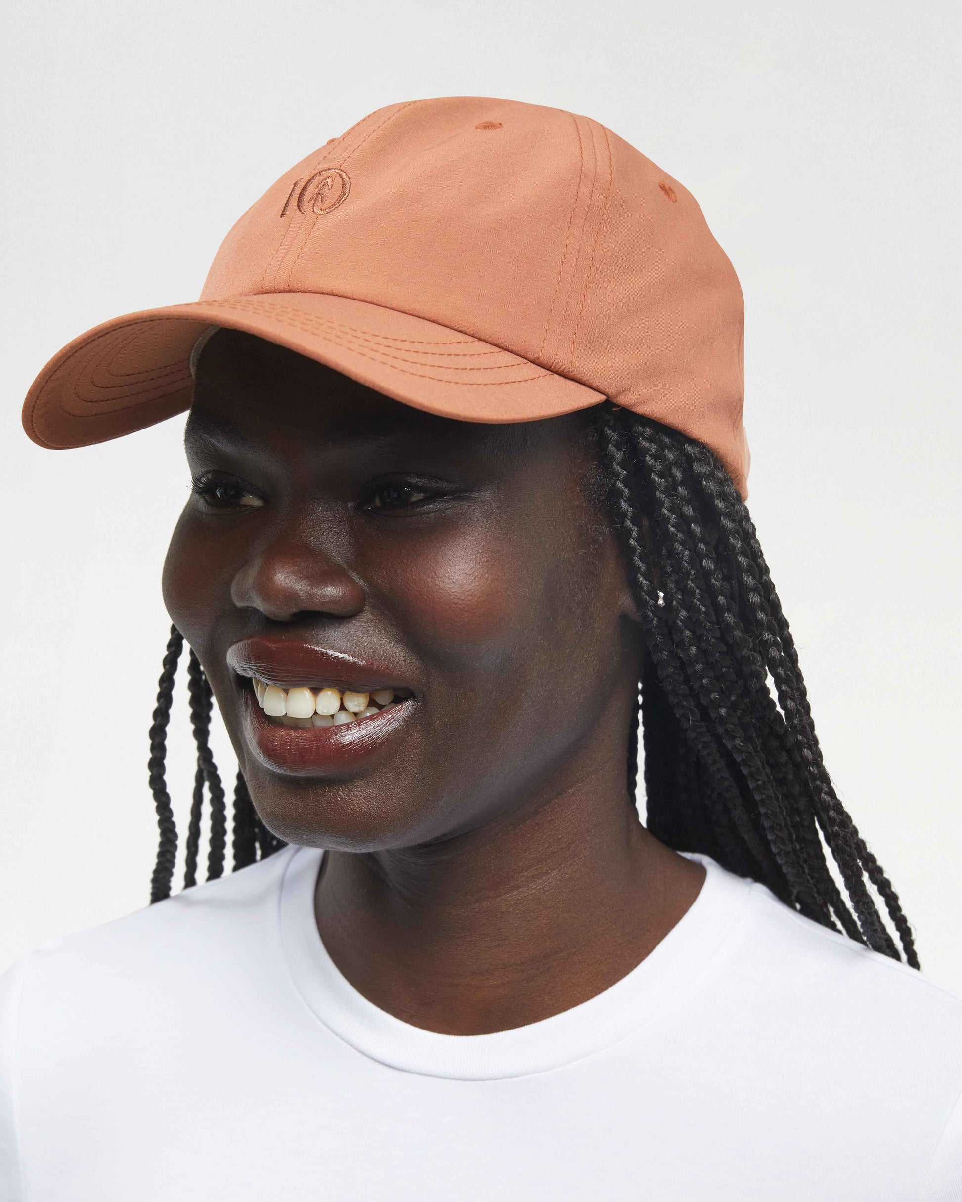 InMotion Peak Hat