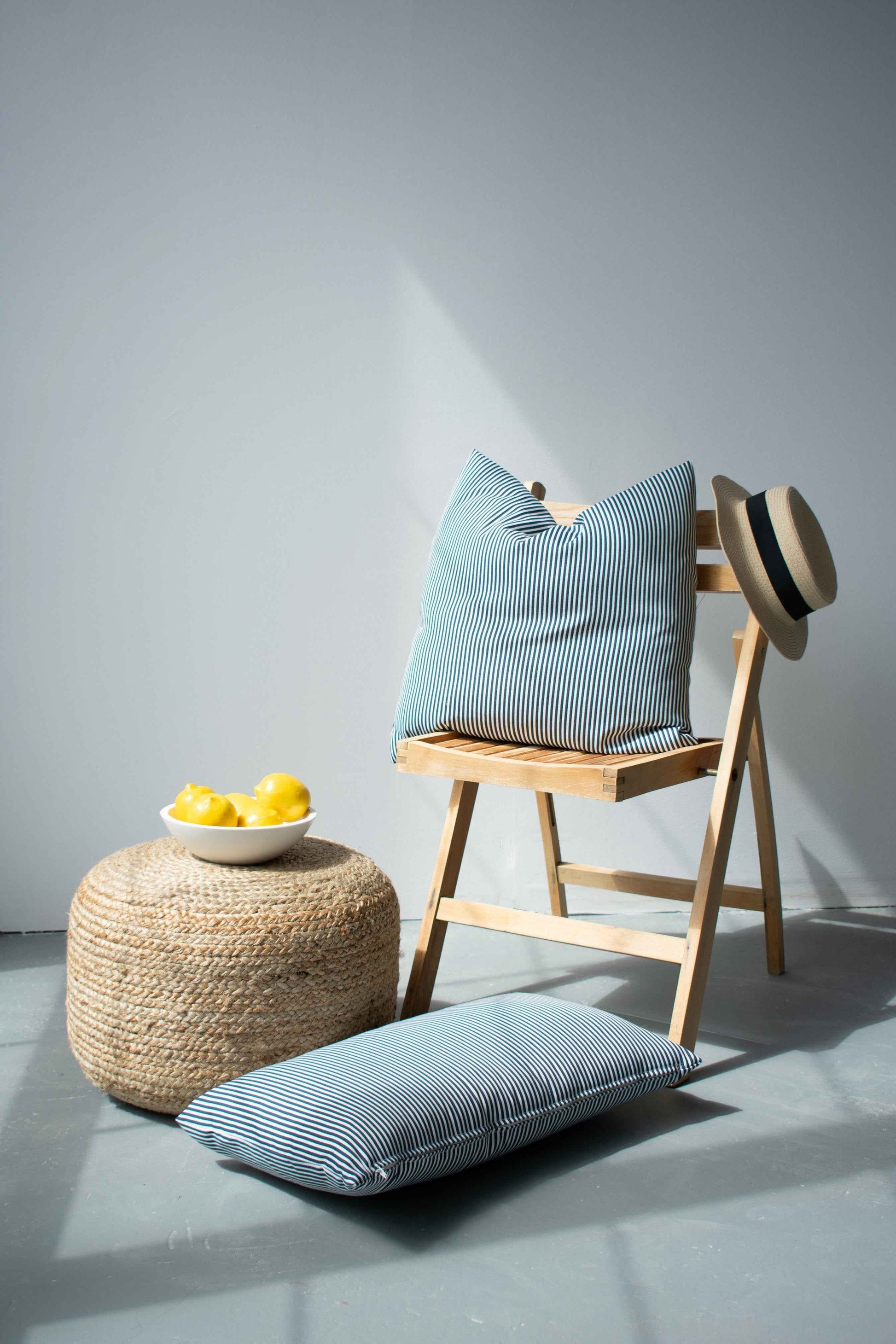 OUTDOOR PILLOW - NAVY STRIPE LUMBA