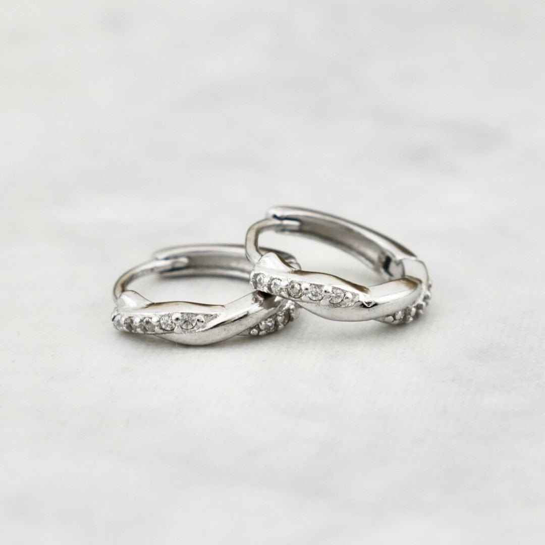 Boucles d'oreilles Huggies Scintillante Torsade en argent sterling