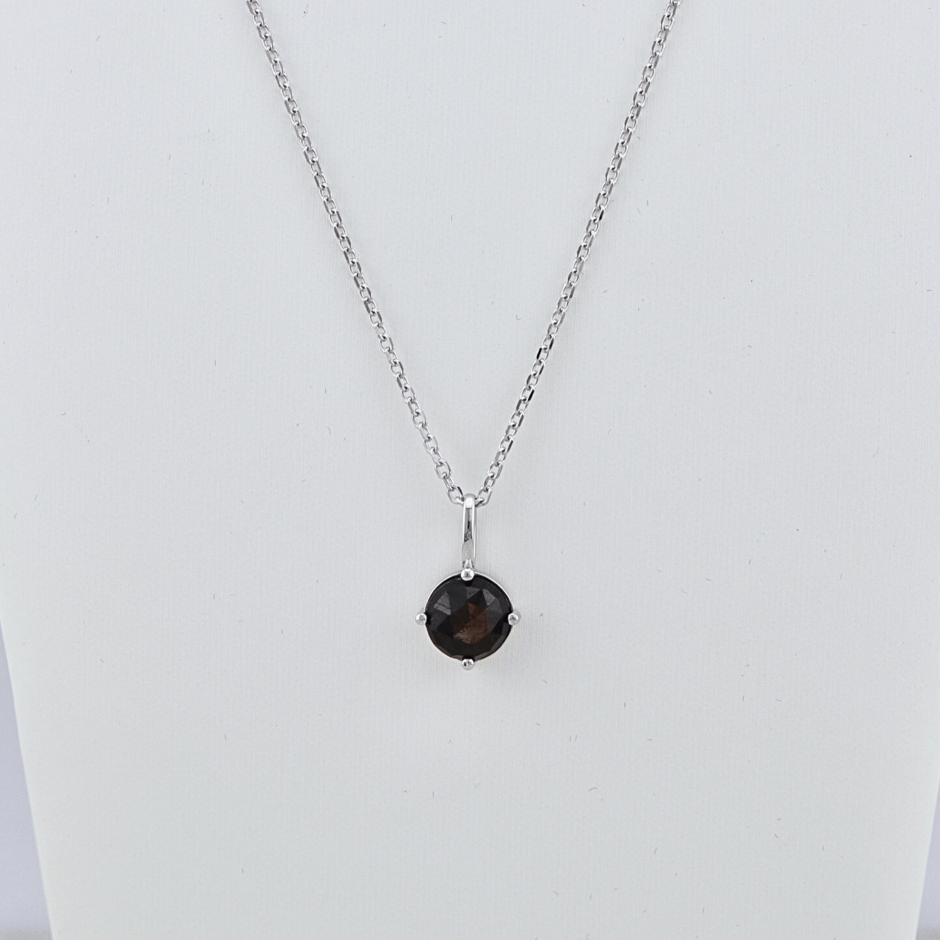 Collier en argent sterling et Saphir Doré