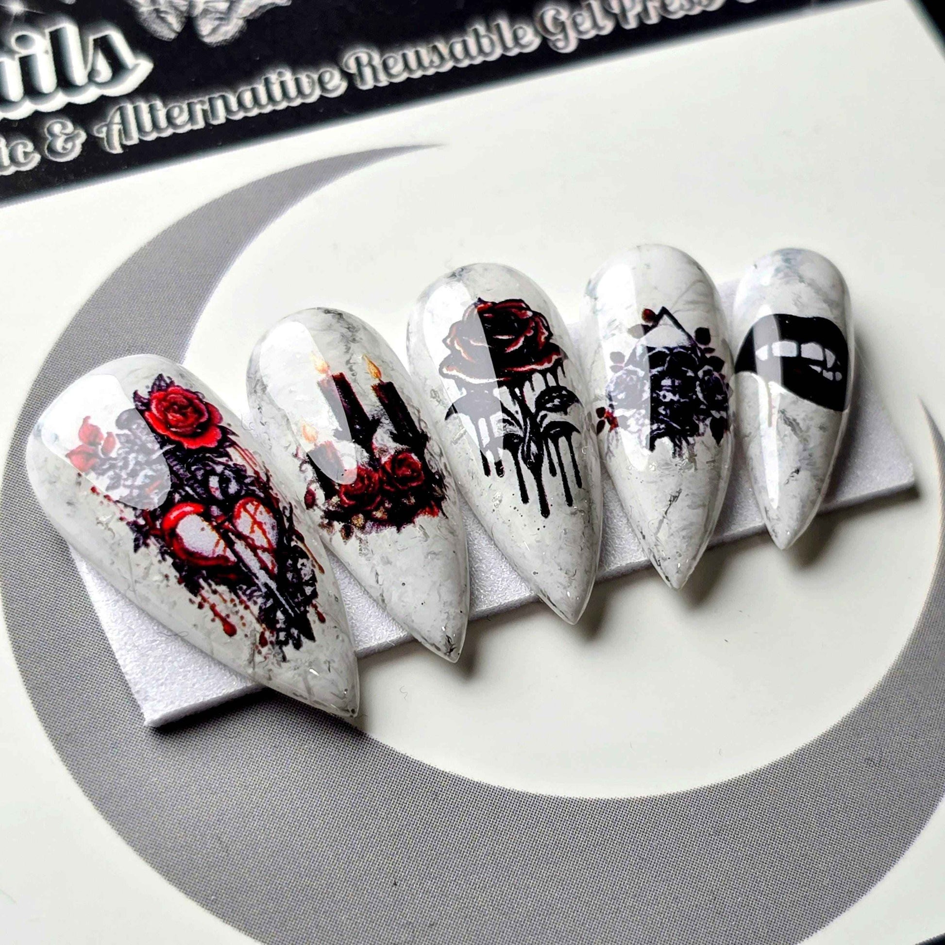 Vampire's Kiss - Crypt Couture
