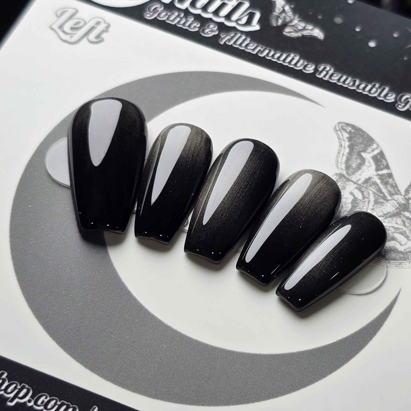 Grave Silk Cat Eye