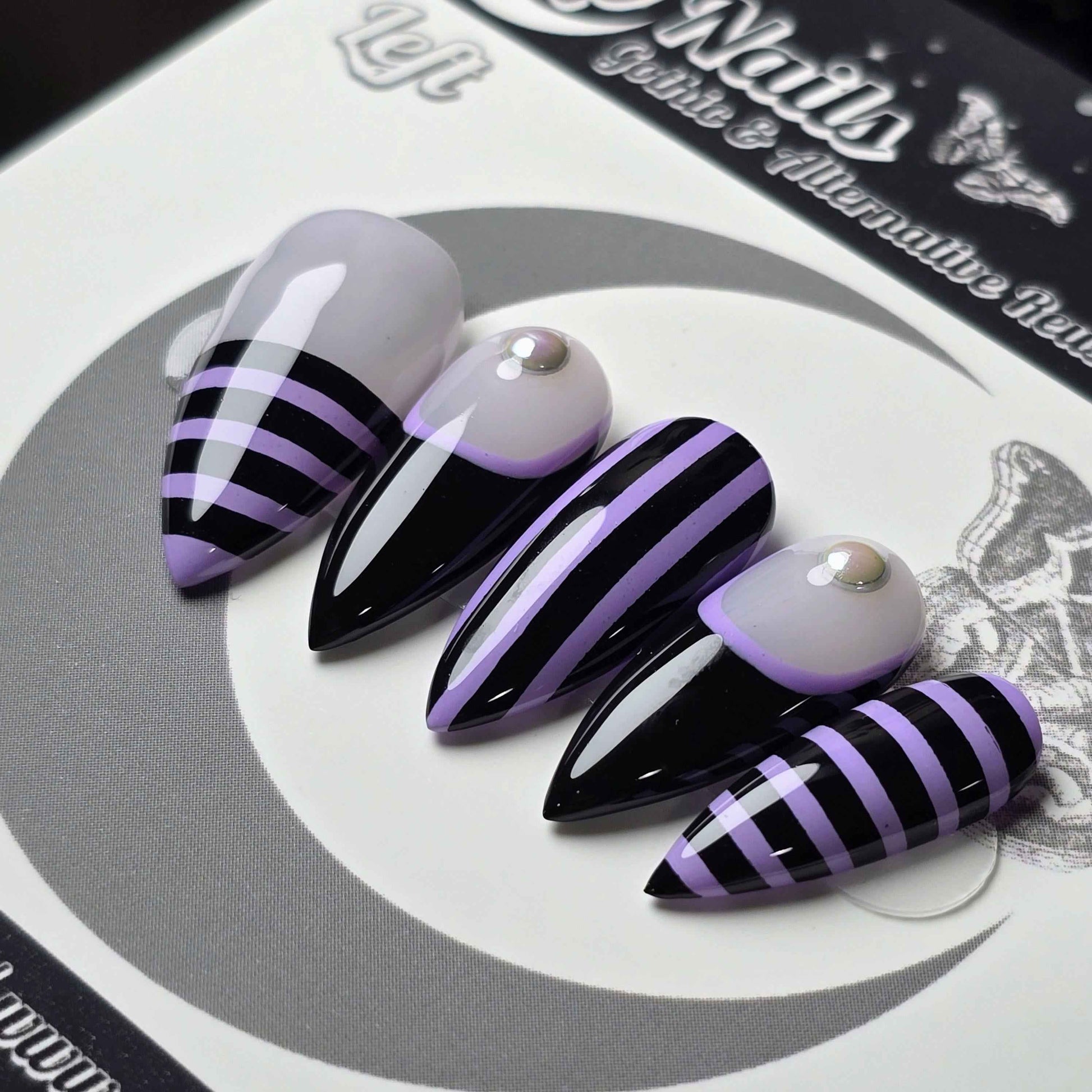 Twisted Stripes Press On Nails