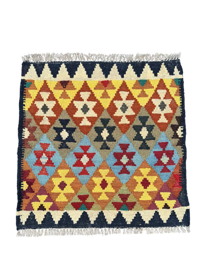 Kleiner afghanischer Kelim | 71 x 71 cm